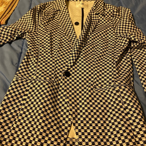 Betabrand Jackets & Blazers - Betabrand cat print houndstooth blazer.